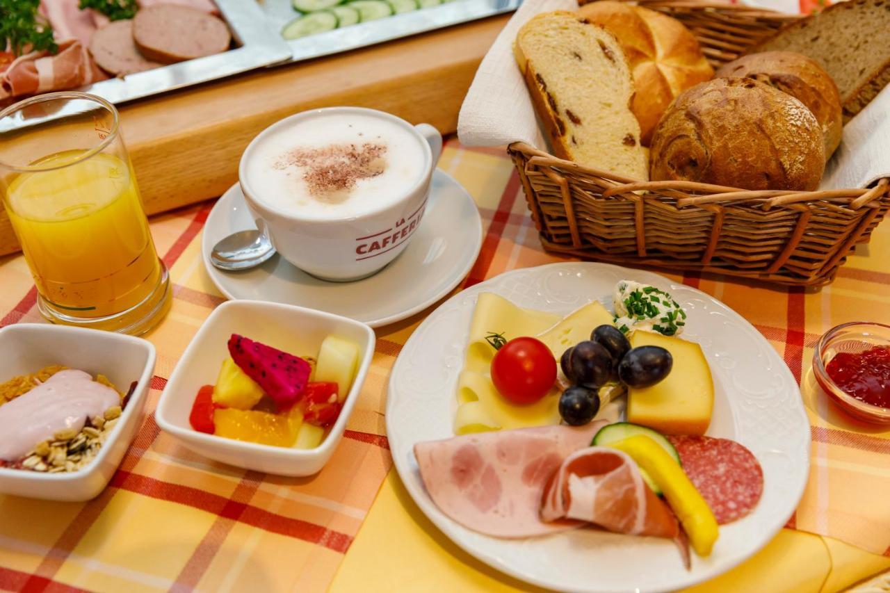 Landhotel Graetz Emmering  Zewnętrze zdjęcie